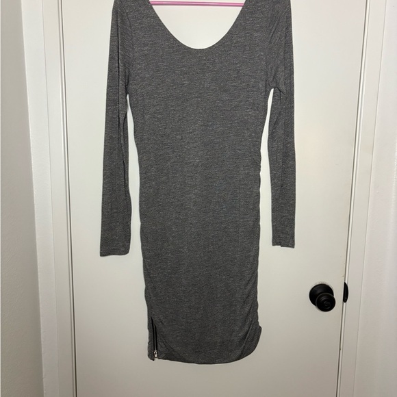 Mossimo Supply Co Gray Long Sleeve Bodycon Dress - Picture 2 of 3